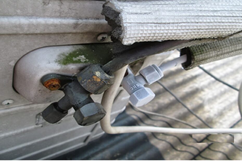 Penyebab pipa AC beku