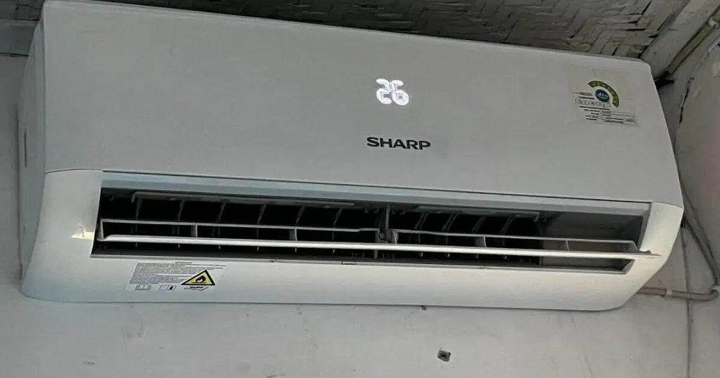 Kenapa AC Sharp Tidak Dingin? Inilah Solusinya! - Vista Solutions